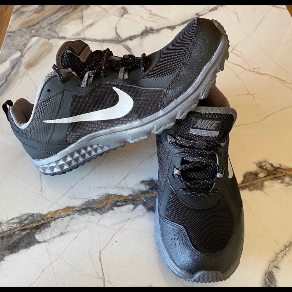Nike wild trail sneakers